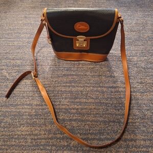 Vintage Dooney & Bourke Pebbled Leather Crossbody